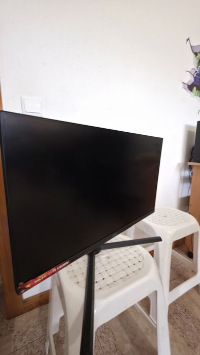 Monitor e cadeira Gamer