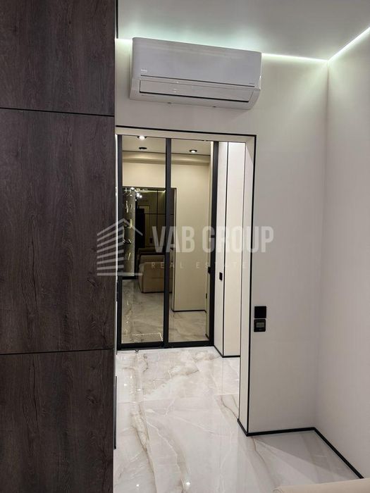 Продам 1-к квартиру в ЖК Нова Англія,метро Васильківська