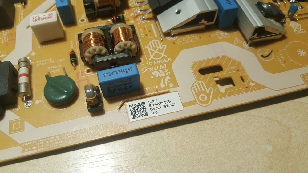 Samsung UE55NU7100UXRU на запчасти