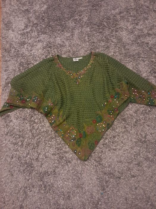 Zielone ponczo Jains