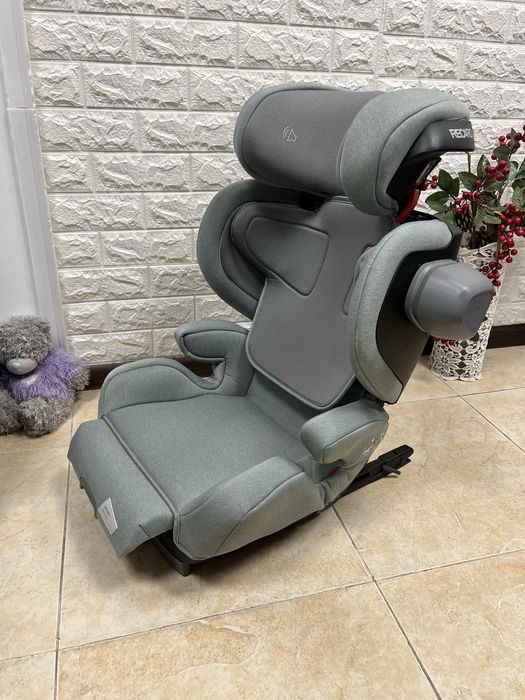 Автокрісло Recaro Mako Elite 2 Група 2/3 (15-36кг) Isofix