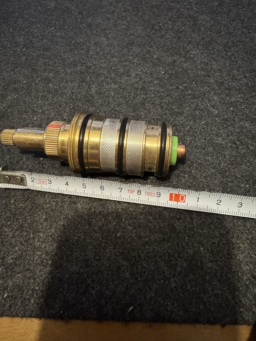 Głowica termostatyczna do baterii 10cm
