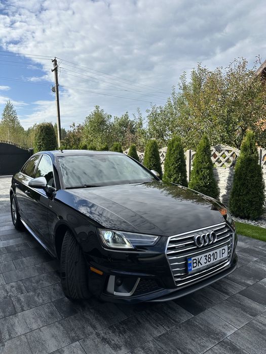 Audi a4 b9 2018 рік