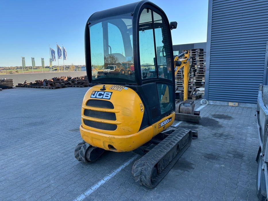 Minikoparka JCB 8020 CTS