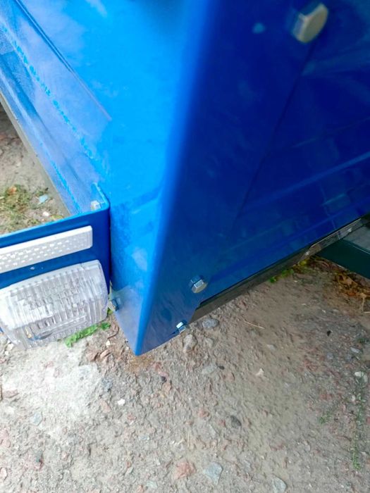 Великий легковий причіп підвищеної вантажопід"ємності