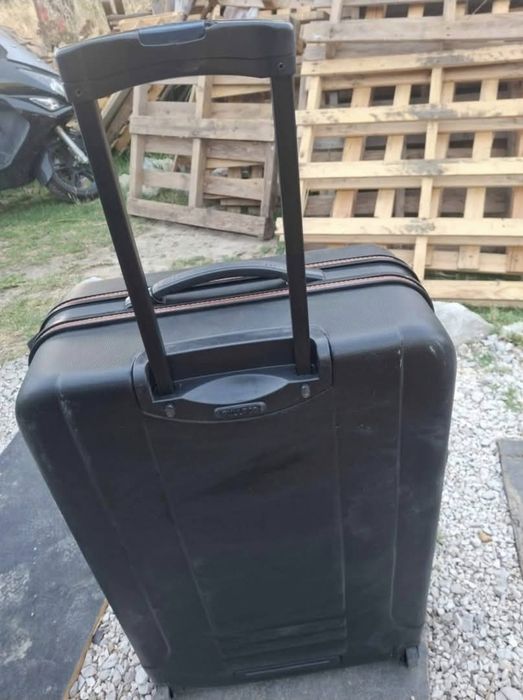 Mala de viagem rigida