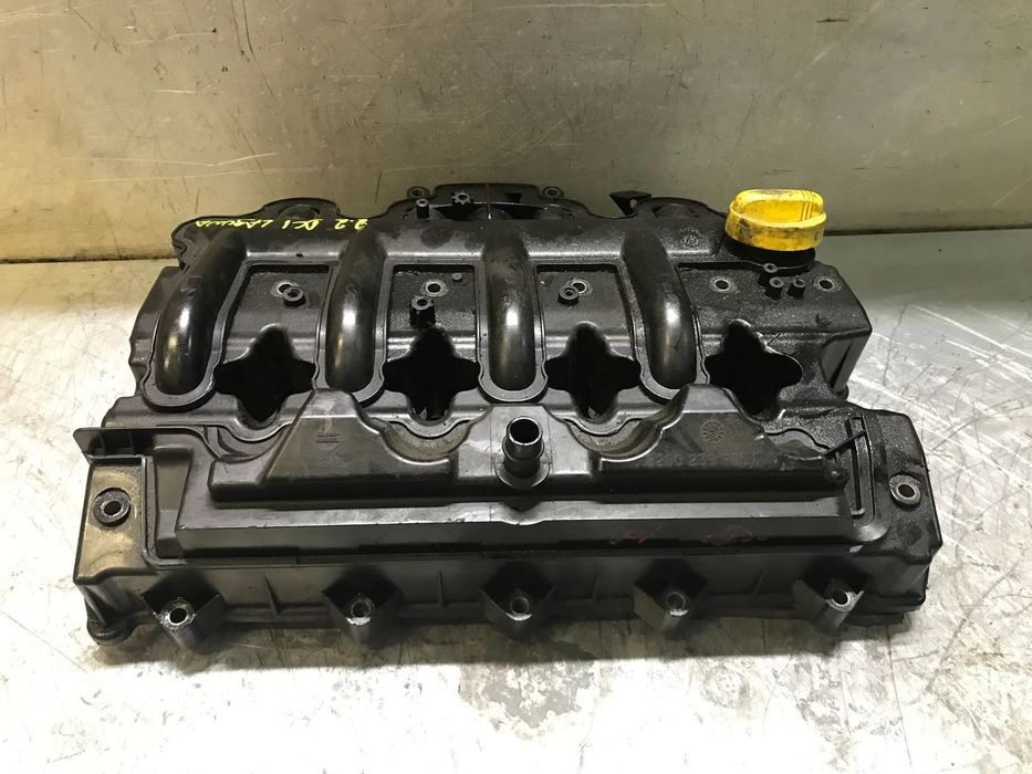 TAMPA DAS VALVULAS / COLECTOR COLETOR ADMISSÃO RENAULT 2.2DCI 2.5DCI
