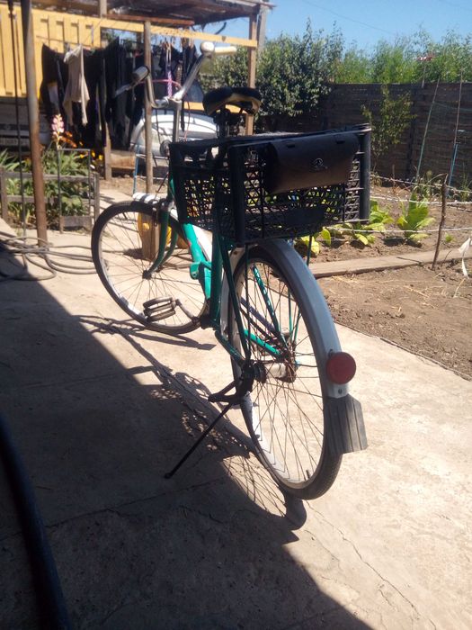 Велосипед Салют не бит, не рихтован, но крашен