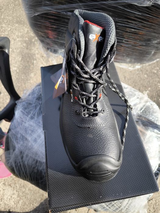 Проффесиональные термо ботинки берцы EXENA.