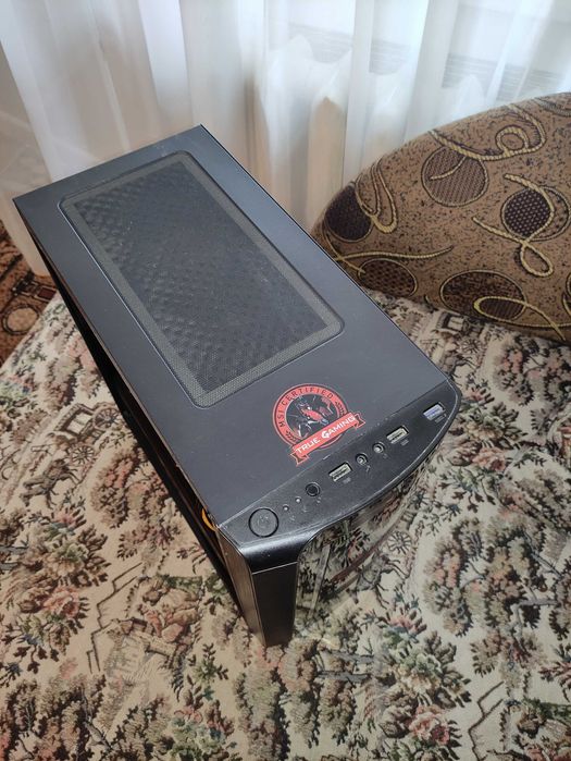 ПРОДАМ ПК У хорошому стані.