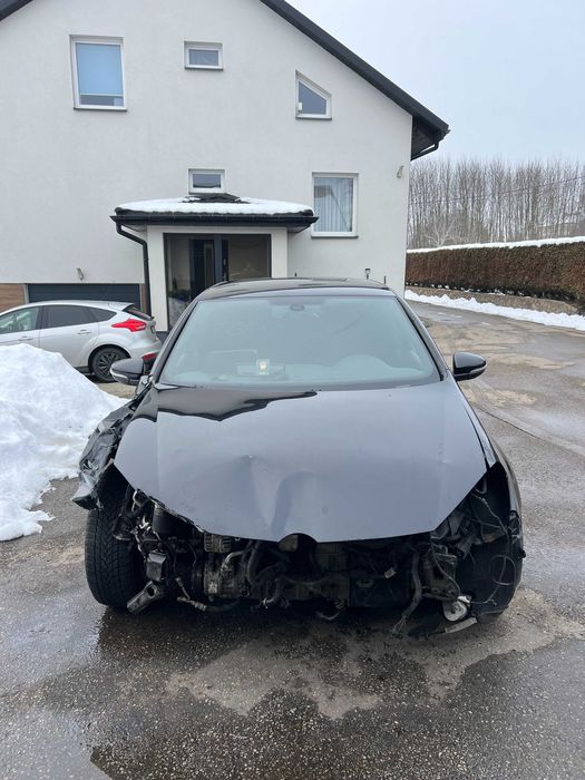 VW Golf 6 GTD Uszkodzony