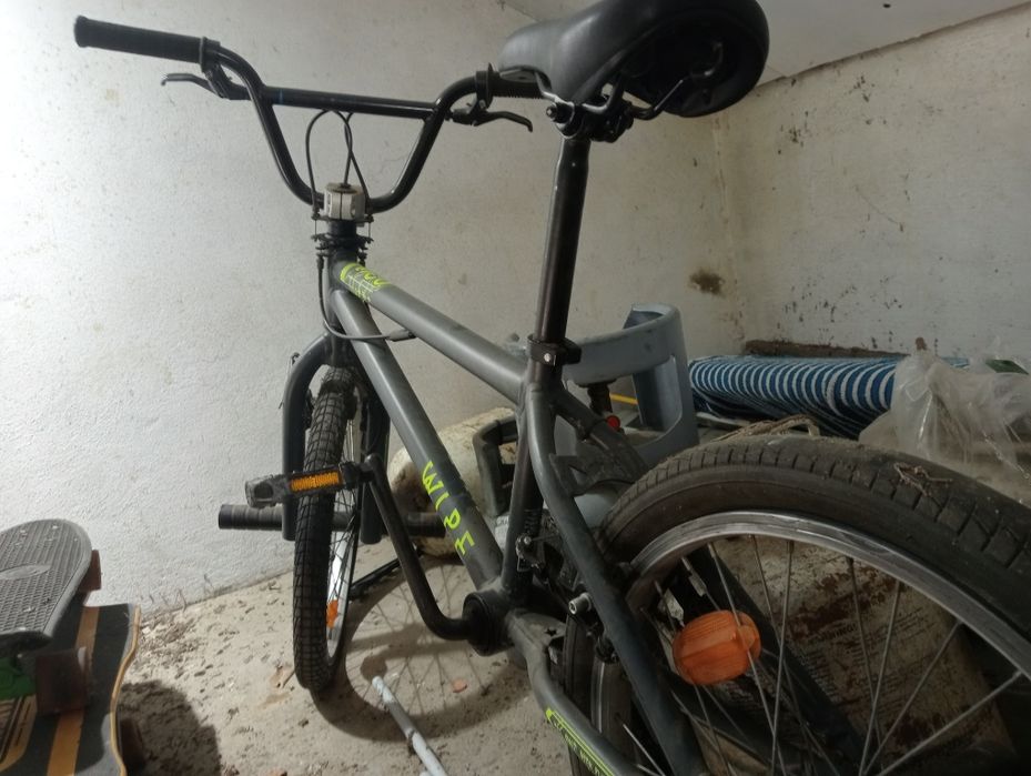 Bicicleta BMX usada