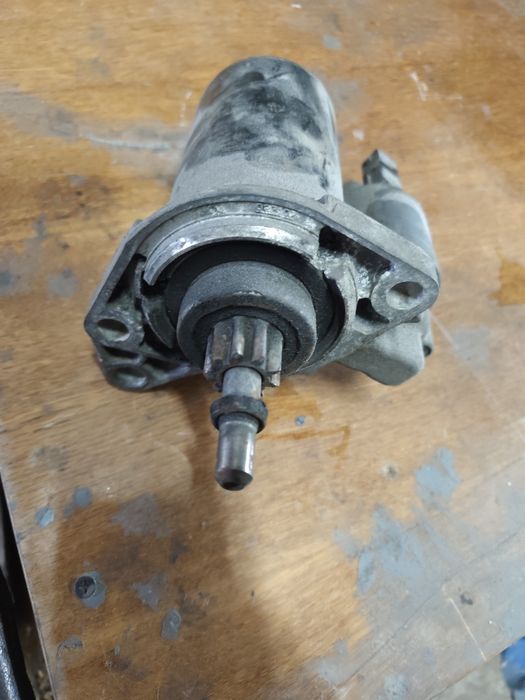 Стартер Volkswagen Golf Jetta Passat 1.6-1.8-2.0 бензин Фольксваген