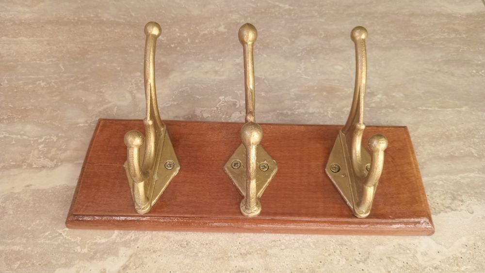 Винтажная вешалка 70х