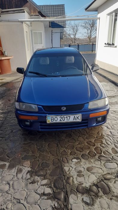 Продам мазду 323 1996р  1,5 бензин
