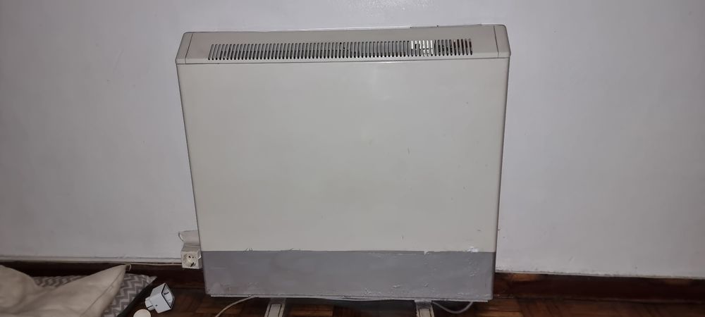 2 Aquecedores/ acumuladores de calor Haverland