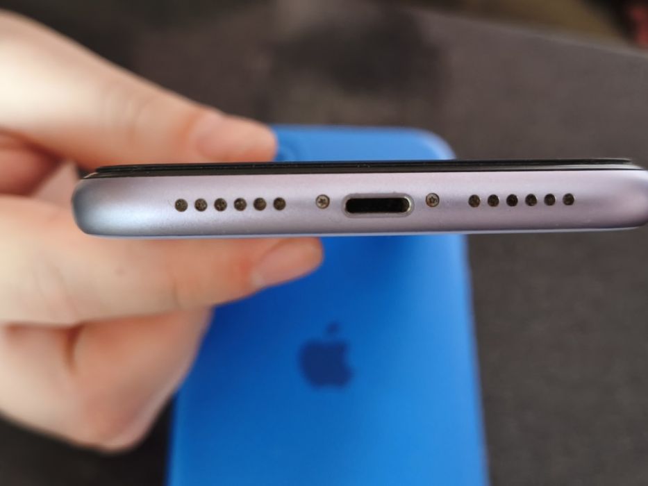 iPhone 11   128GB  Purple