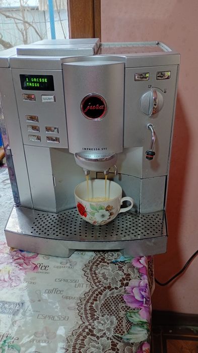 Кофе машина Jura s95.