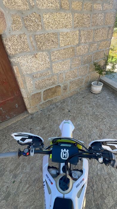 HUSQVARNA 300 TPI | 2022
