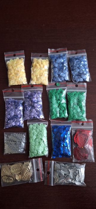 Cekiny rozm. 6mm mix nowe