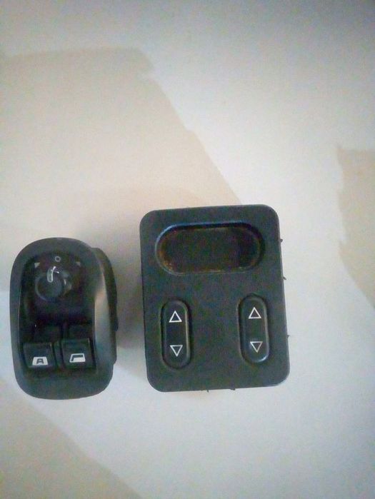 Comando Do Vidro Trás Esquerdo Peugeot 306 (7B, N3, N5)