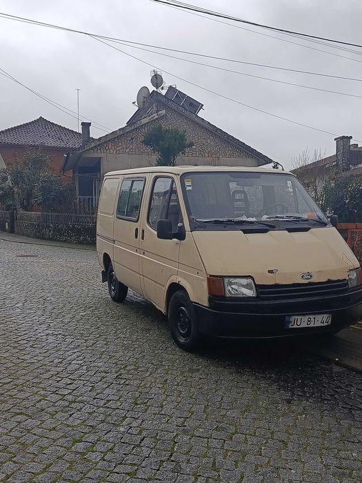 Vendo Ford Transit 7 lugares