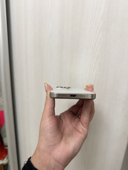 Phone 15pro 256gb White Titanium