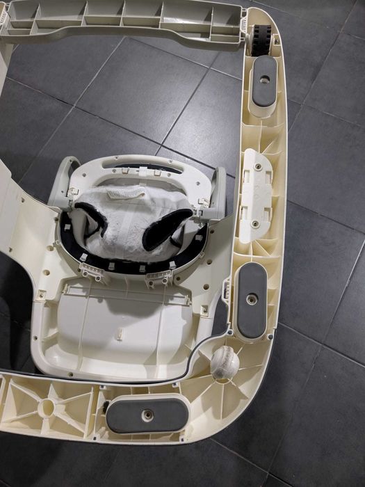 Andarilho de bebé Bébé Confort Kamino- Muito pouco uso