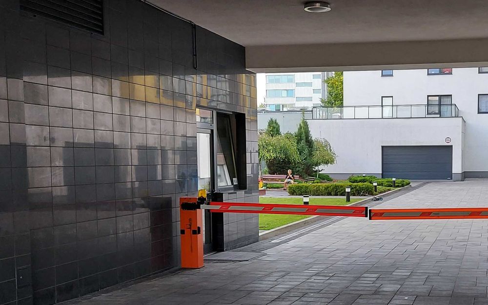 Miejsce garażowe Warszawa Praga Południe, ul. Dęblińska 2 - Widok 2