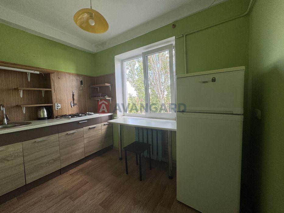 Продаж 1к./Космос Олімпійська