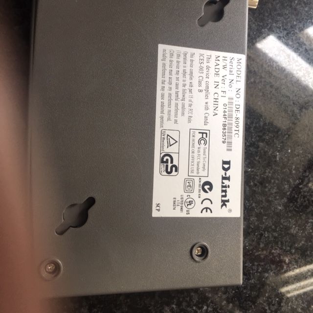 HUB D Link DE 809 TC64737904117761122