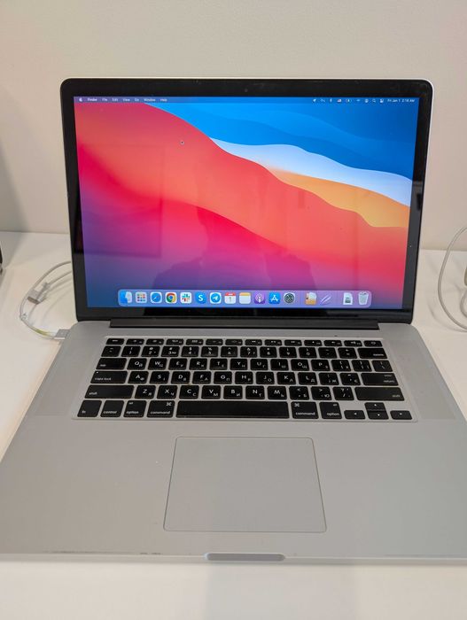 Macbook Pro (2014) 15" | 16 Gb | 256 Gb