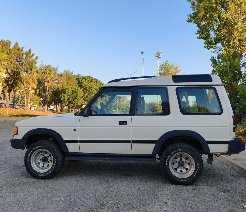 Lando Rover Discovery 300