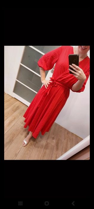 Nowa sukienka czerwona midi