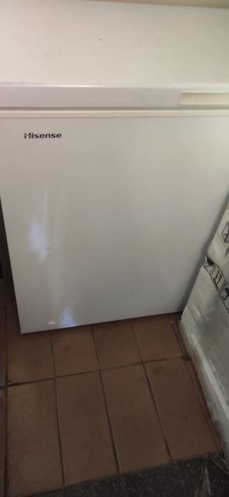 Холодильна камера Hisense