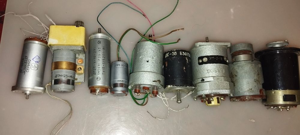 мини двигатели ДСМ ДСО КД РД индикаторы на магнитофон и др.