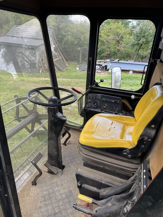 Kombajn John Deere 1042 z sieczkarnia