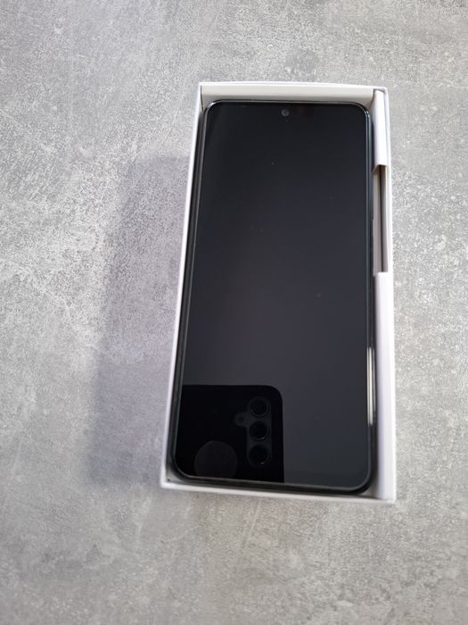 Продам телефон Redmi Note 11