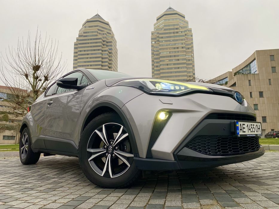 Toyota CHR Gybrid 2020 2.0 avtomat