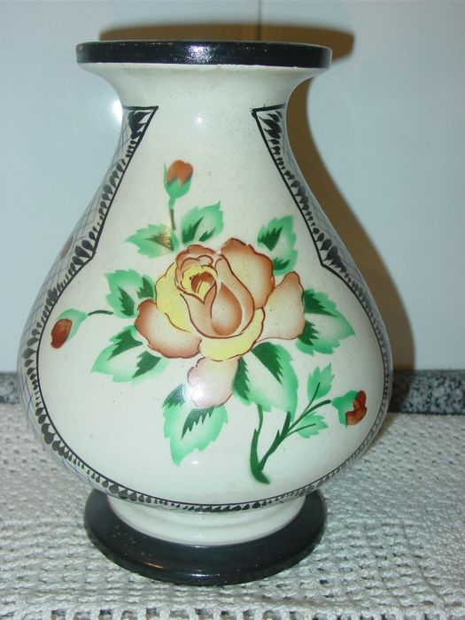 Jarra com motivos florais - Massarelos