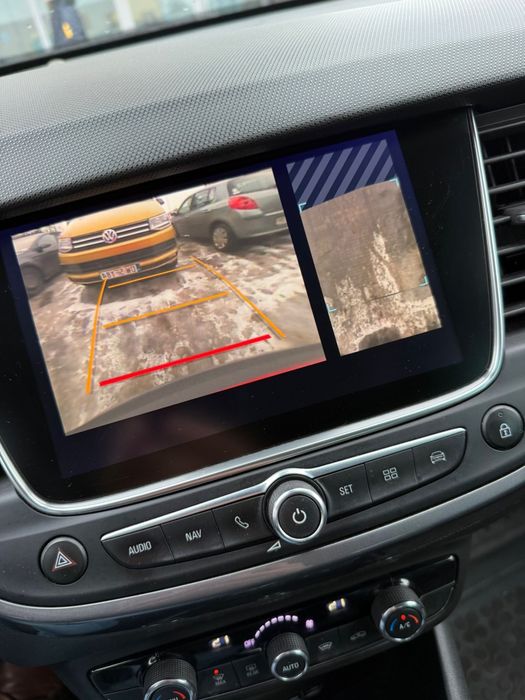 Opel Crossland x 2017 rok