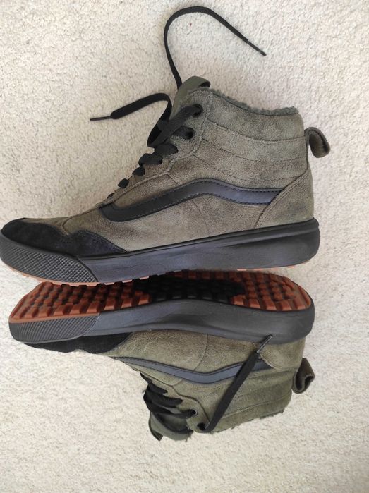 Buty dla chłopca Vans Range Exp Hi ocieplane wodoodporne 40,5