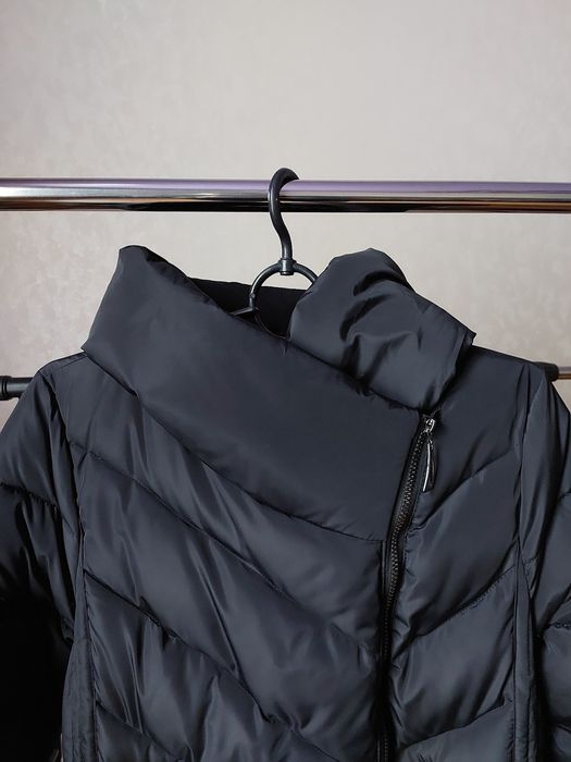 Зимова чорна куртка, 46 розмір.