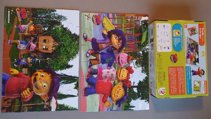 2 puzzles Sid Ciência (24 peças cada) + Livro de atividades (24 pág.)