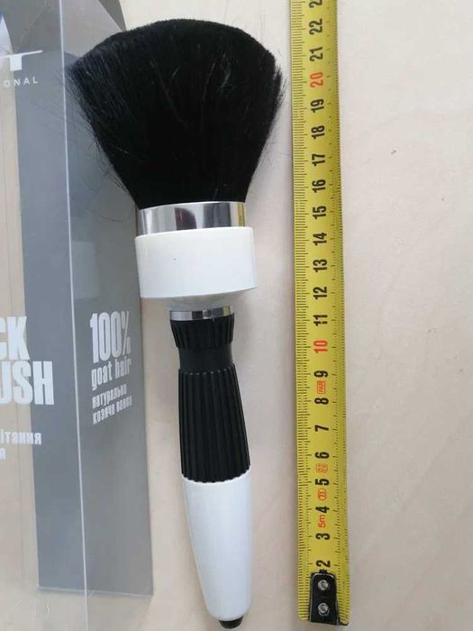 Щітка-змітка для волосся