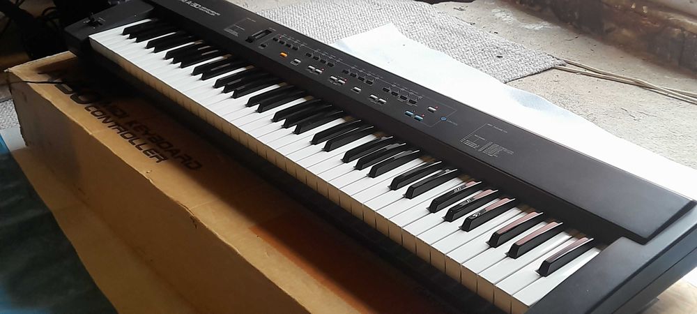 Roland A30 Midi klawiatura sterująca 76 klawiszy (Vintage OLO) Piotrków