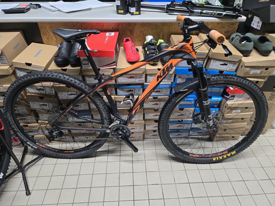 Ktm aera de carbono 29 m