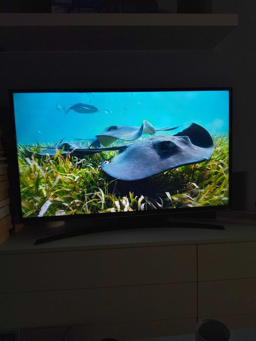 Telewizor Hitachi 43" Full HD | Smart TV | Wi-Fi | Netflix |