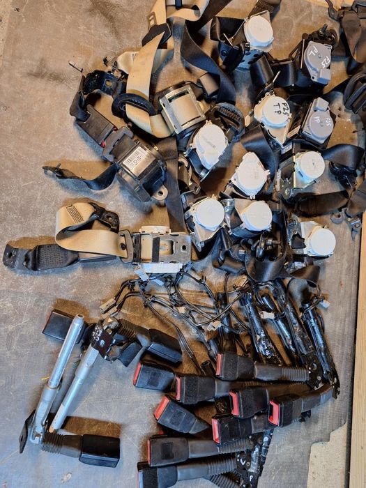 Пасок, ремень безпеки, натягувач паска безпеки бмв bmw e81,87,90,f25