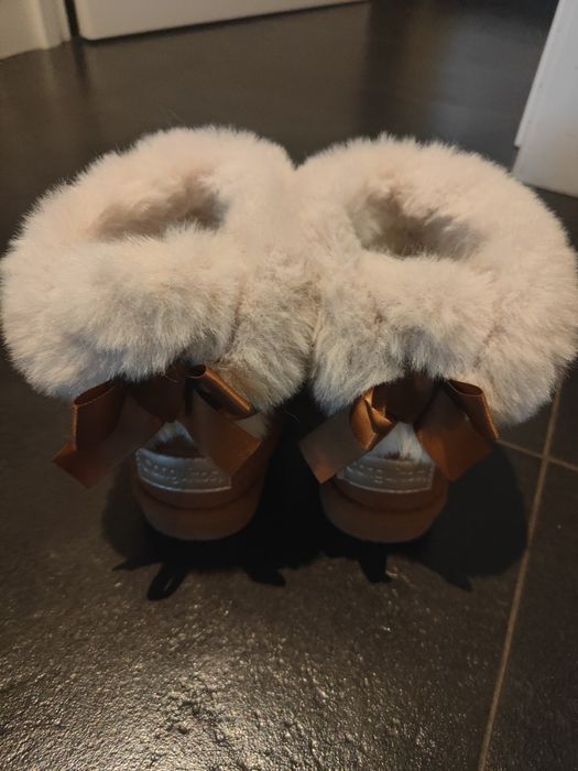 Botas número 27 novas